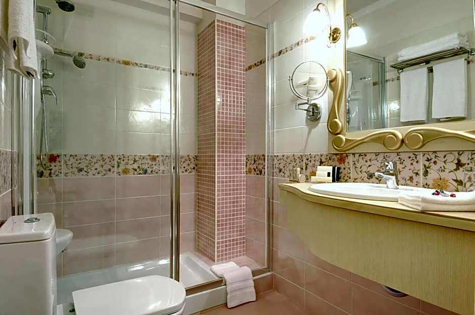 Stevalia Hotel & Spa