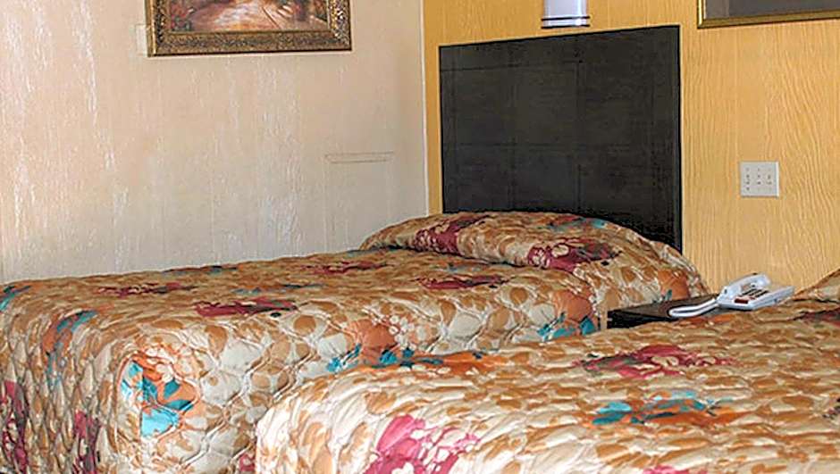 Charles Wesley Motor Lodge Broken Bow