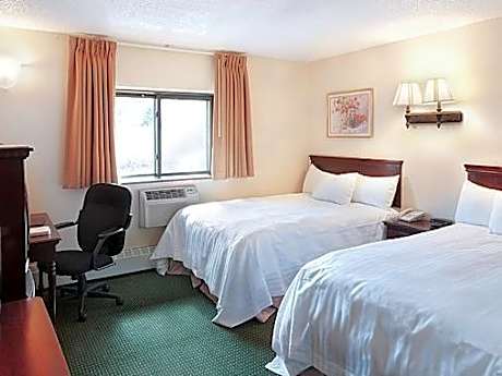 Double Room with Two Double Beds - Non-Smoking