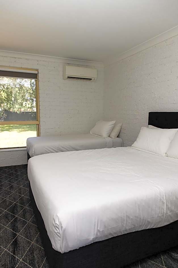 Lakeview Hotel Motel