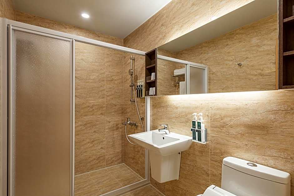 Kindness Hotel - Kaohsiung Main Station