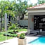 Casa Flora Guesthouse