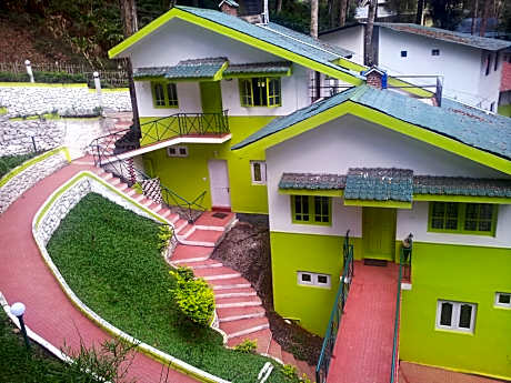 Woodpecker Resort
