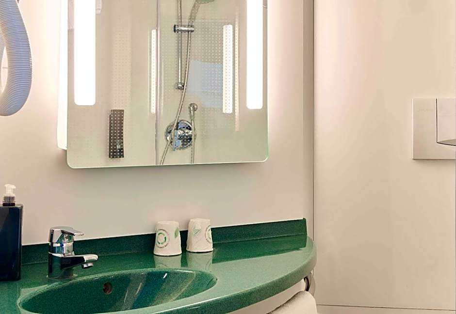 B&B HOTEL Paris Nord 2 CDG Aeroport