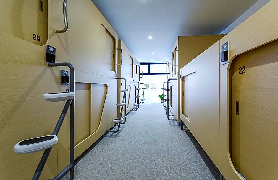 Urban Cube Hostel Sevilla