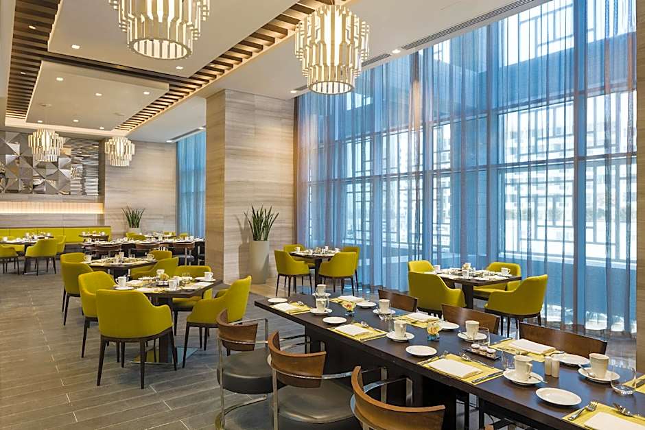 Beach Rotana Residences