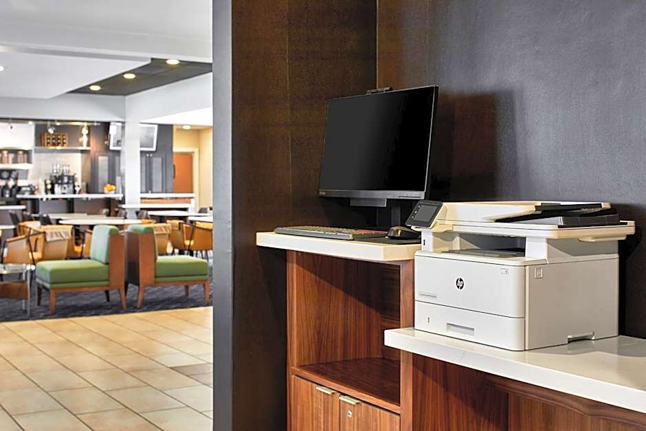 Courtyard by Marriott Memphis Airport