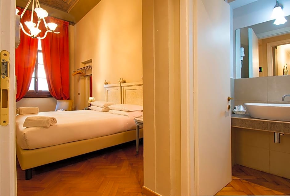 N4U Guest House Florence