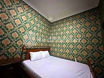 Salim Living RedPartner