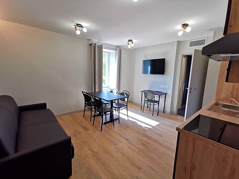 Domaine Jolidetour climatisé, piscine et tennis privés