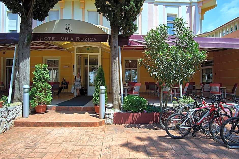 Hotel Vila Ružica- glavna zgrada i depandanse