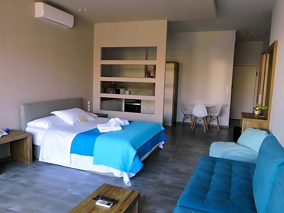 Derveni Luxury Apartments