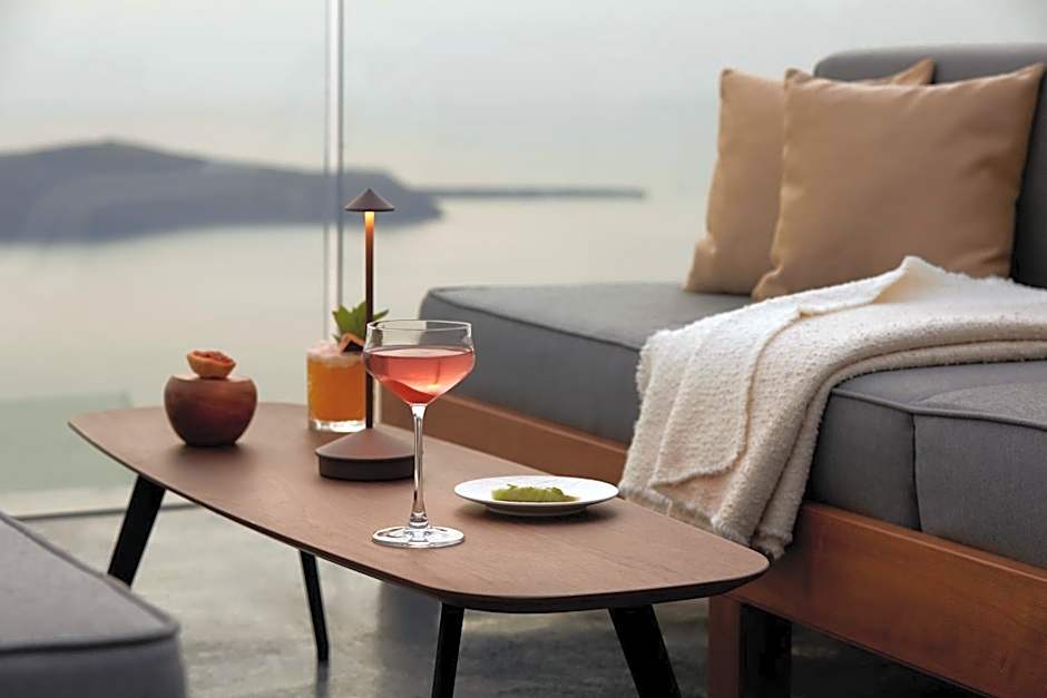 Kivotos Santorini - Preferred Hotels & Resorts