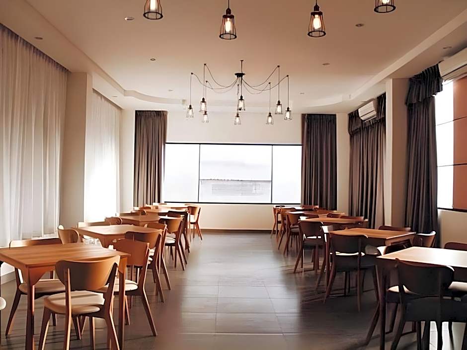 Phukaning Hotel