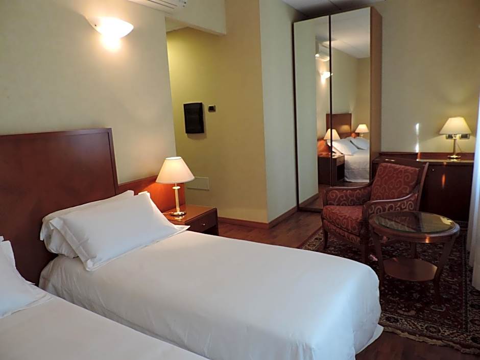 Hotel Gama