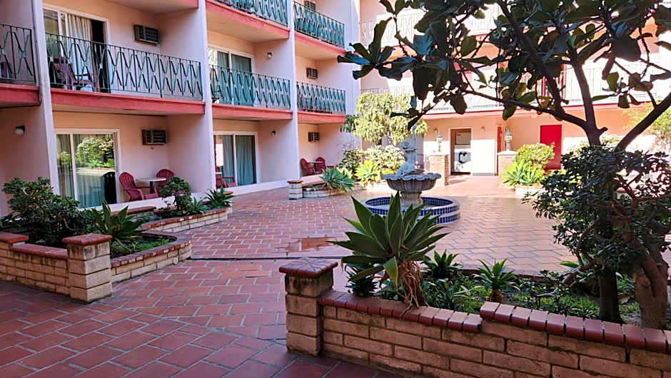 Royal Century Hotel at LAX