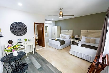 Deluxe Queen Room with Two Queen Beds