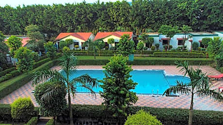 Corbett Holiday Forest Resort