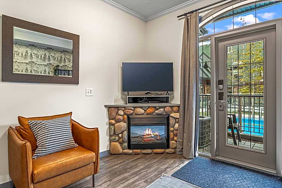 Mystic Chalet managed by Little Sister Getaways