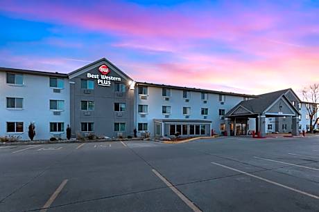 Best Western Plus Altoona Inn
