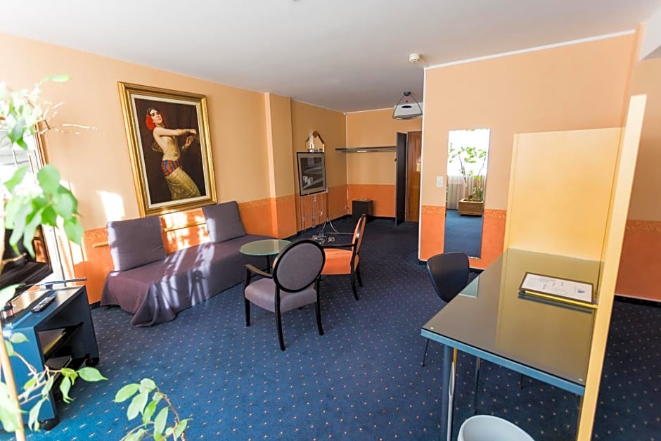 Hotel Comédie