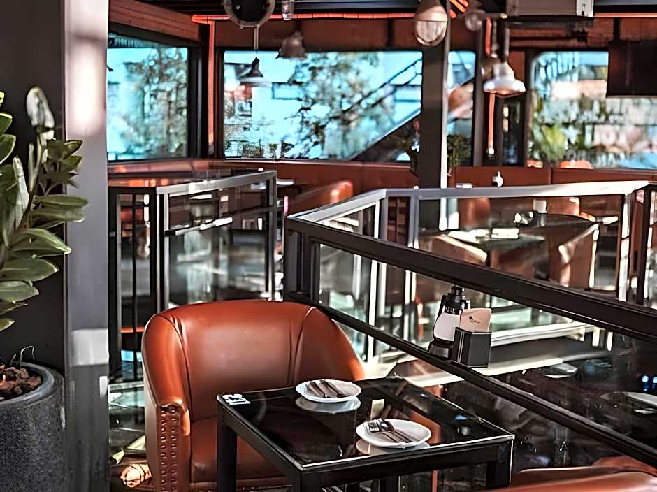 Letana Hotel Samuprakarn