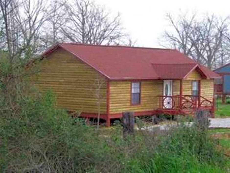 Susan's Cottages – Alexandria, LA