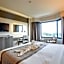 Grand Riverside Hotel