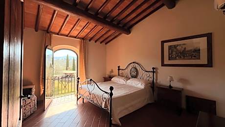 Two-Bedroom Apartment (6 Adults)