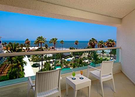 Deluxe Ocean View King