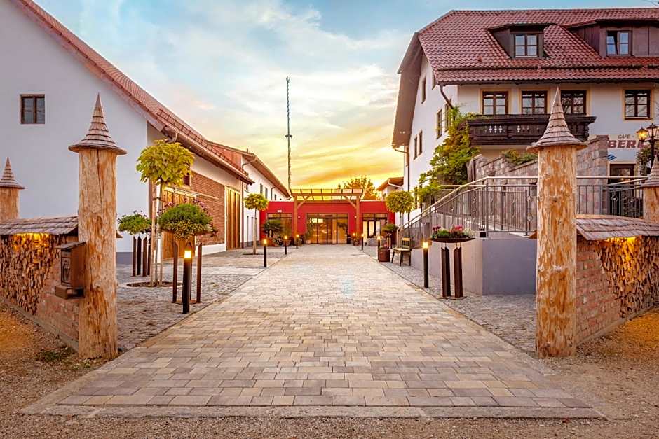 Photo 1 of 33 of Hotel - Restaurant Eberlwirt