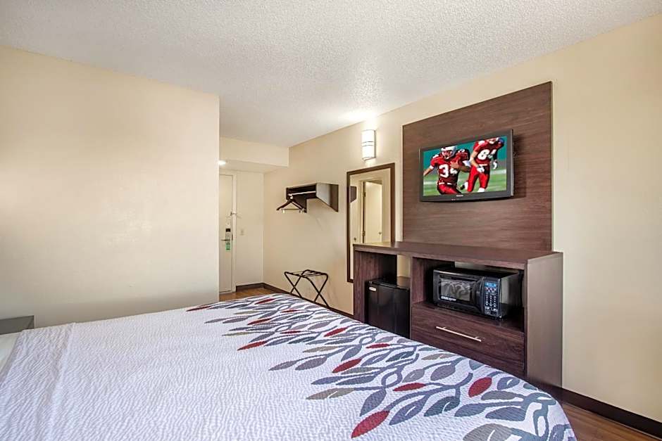 Red Roof Inn - El Paso West