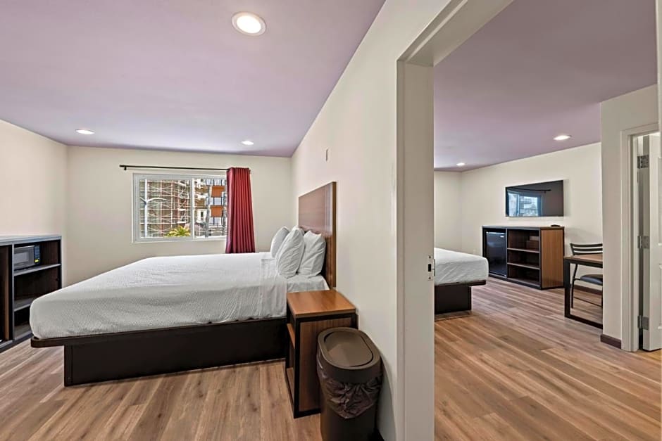 Hyland Inn Long Beach