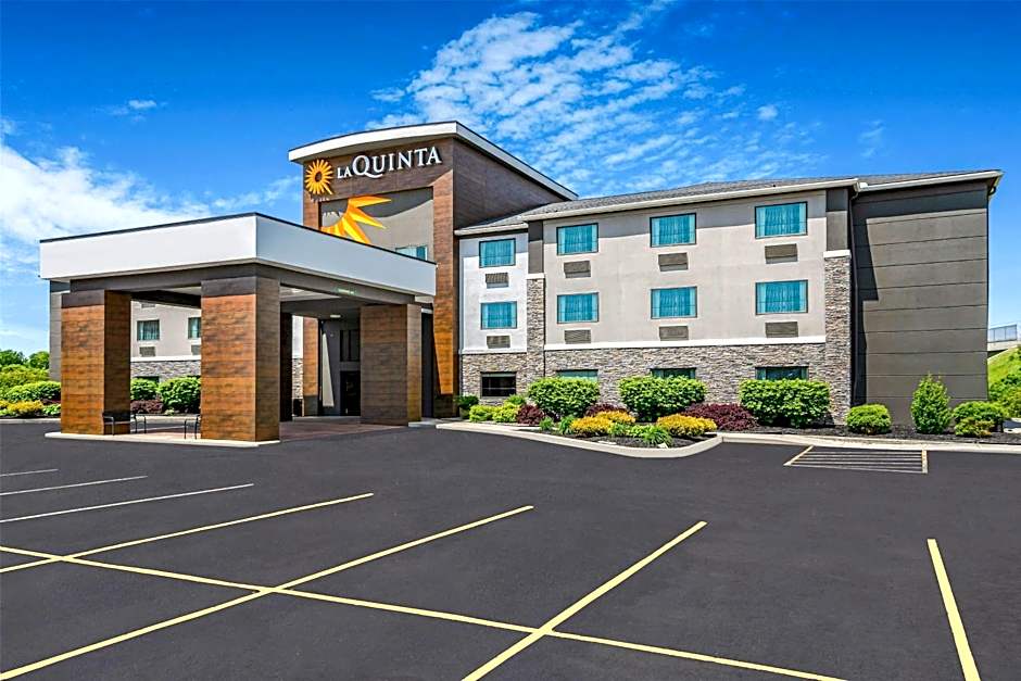 La Quinta Inn & Suites by Wyndham Batavia