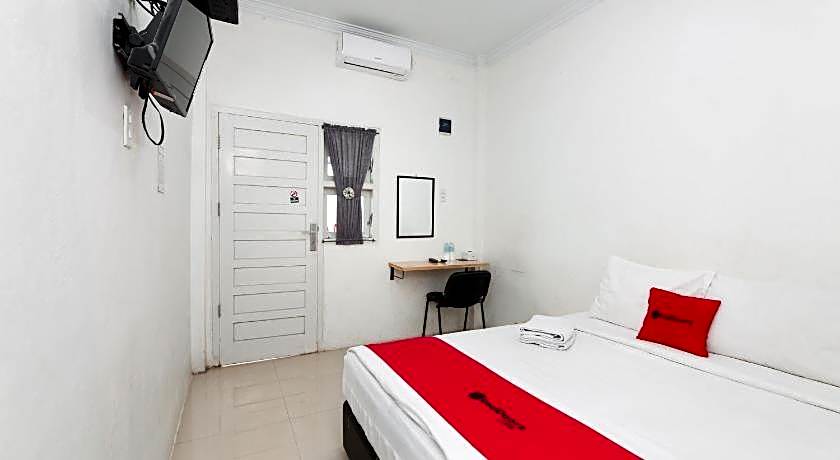 RedDoorz Syariah near RSUD Zainoel Abidin Banda Aceh