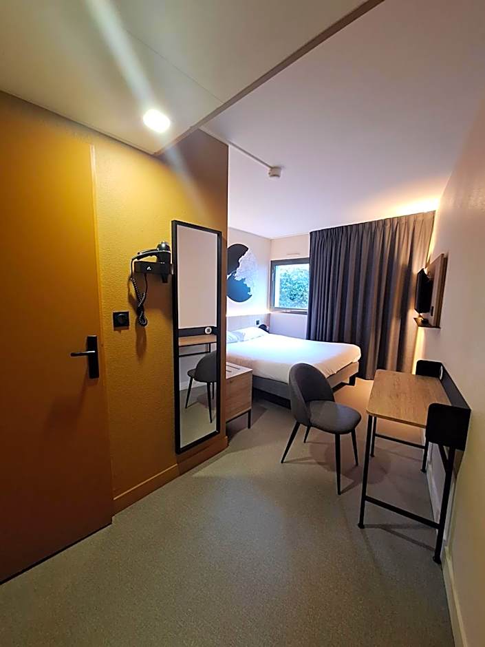 B&B HOTEL La Rochelle Centre Les Minimes