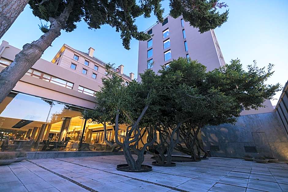 Hotel Cabo De Hornos