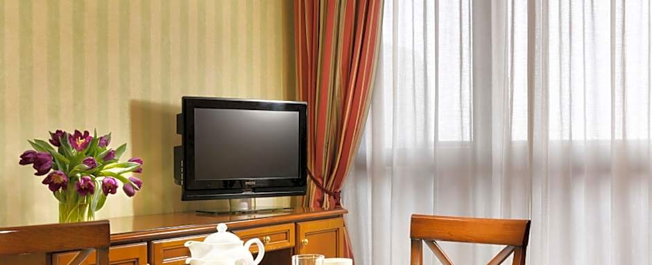 UNA Hotels Hotel & Residence Contessa Jolanda Milano