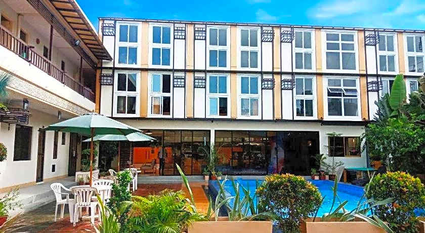 AEROSTOP HOTEL & RESTAURANT