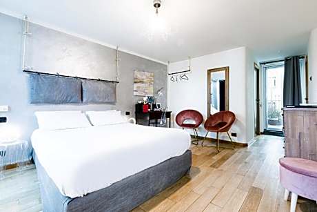 Deluxe Room with Terrace