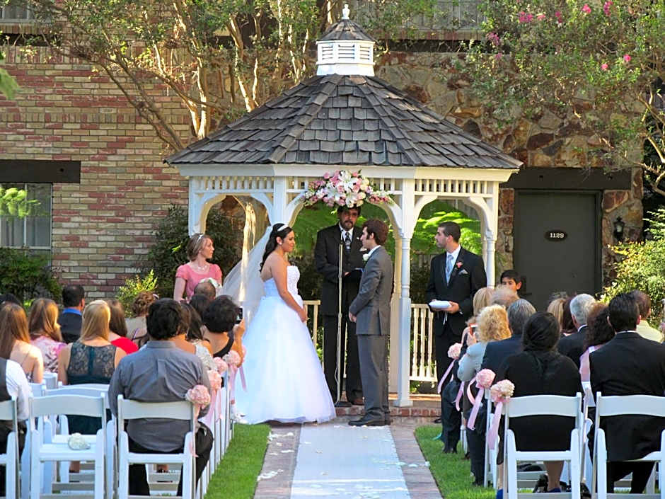 Anaheim Majestic Garden Hotel