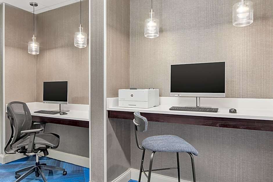 Holiday Inn Express & Suites Greenville - I-85 & Woodruff Rd by IHG