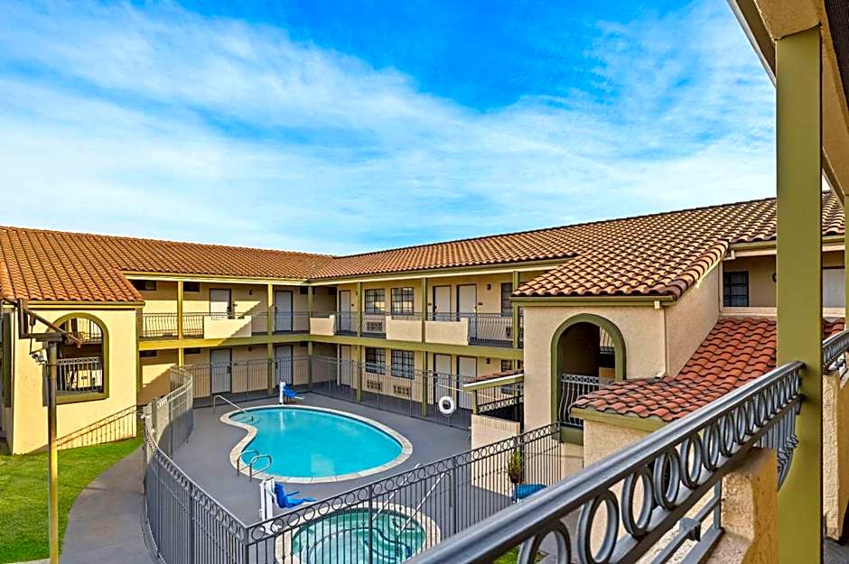 Rodeway Inn Santa Ana - Garden Grove