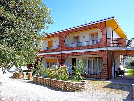 Villa in Caorle near Spiaggia Tartaruga