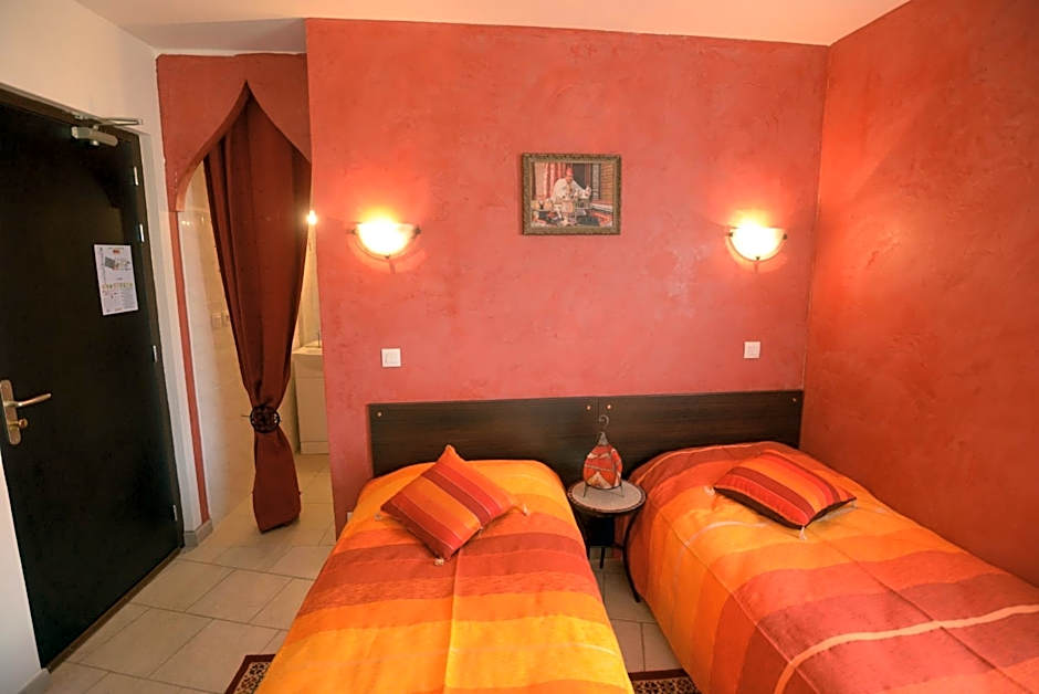 Zdjęcie 1 z 4 — 2 Beds