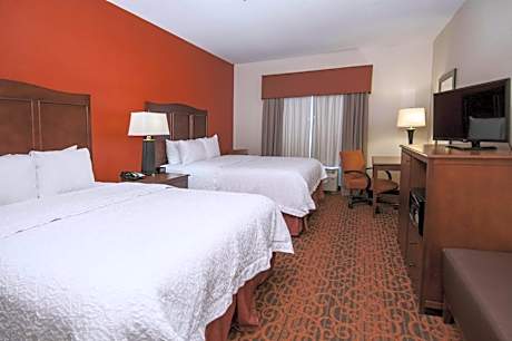 Two Queen Beds