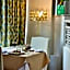 Cresta Jameson Hotel