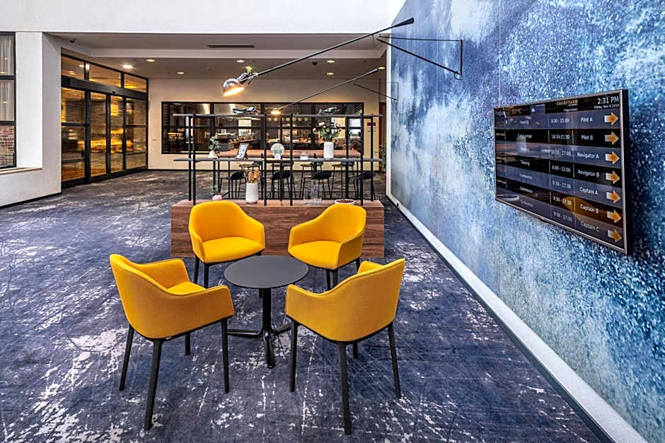 Courtyard By Marriott Prague Airport