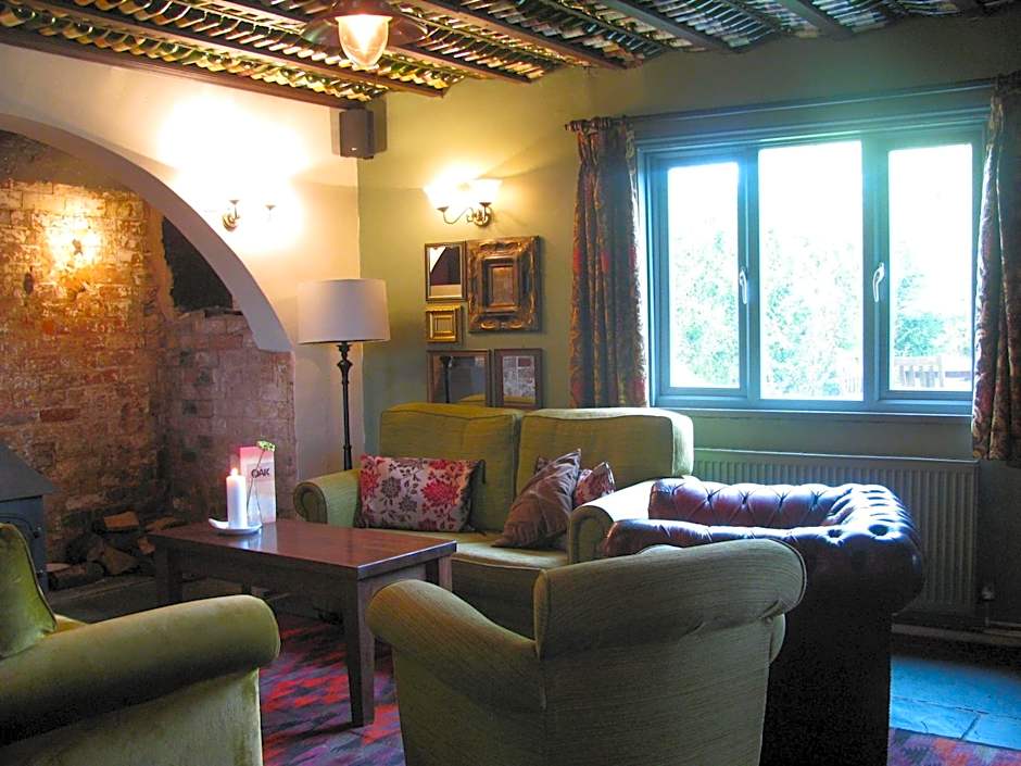 Oak Inn