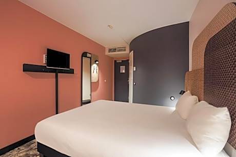 Double room single use